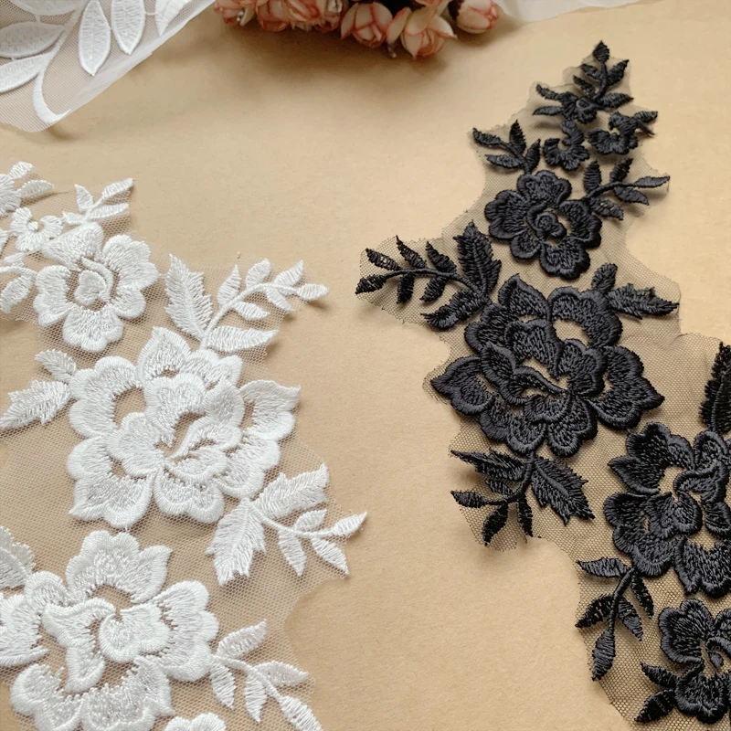 Schwarze Matte Stickerei-Spitze, Handgemachte Blume, DIY Hochzeits-Applikationsmaterial, Spiegelblume – Detail 3