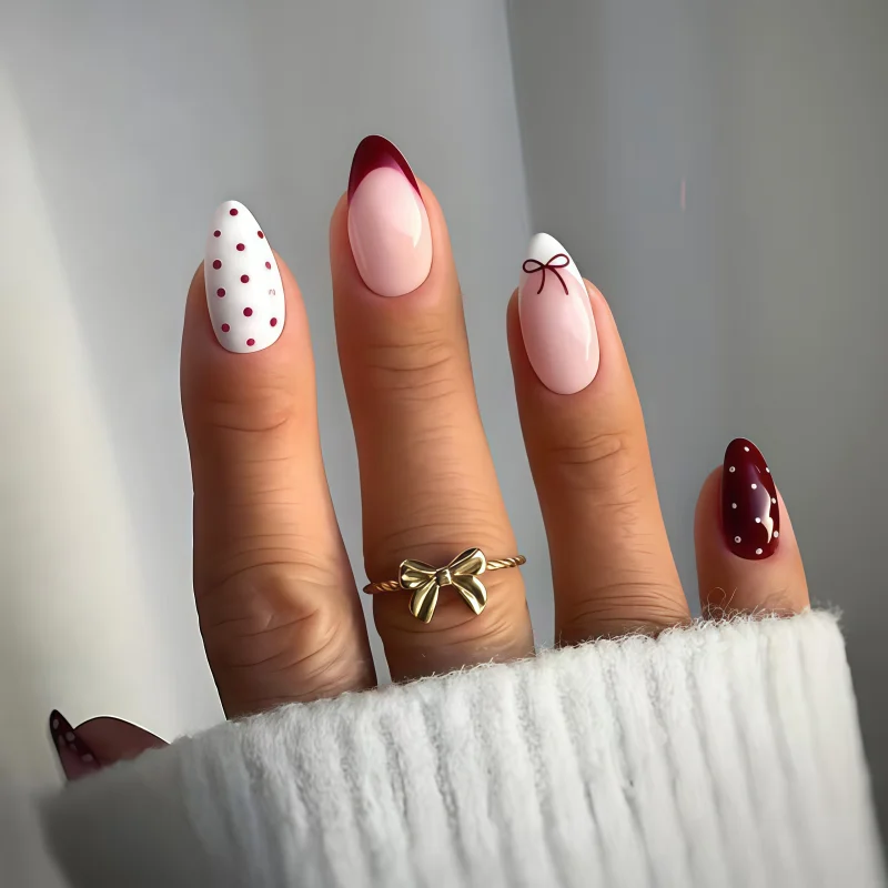 24pieces of handcrafted pearl white French press-on nails elegant romantic minimalist high-end sexy and light luxury nail view 2