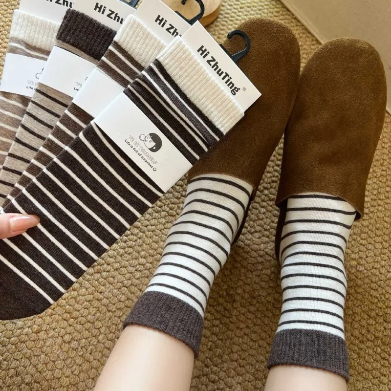 

5 Pairs Autumn Winter Socks for Women Mid-Calf Socks Coffee Brown Stripes Korean Style Cotton Socks for Women High Quality 2025