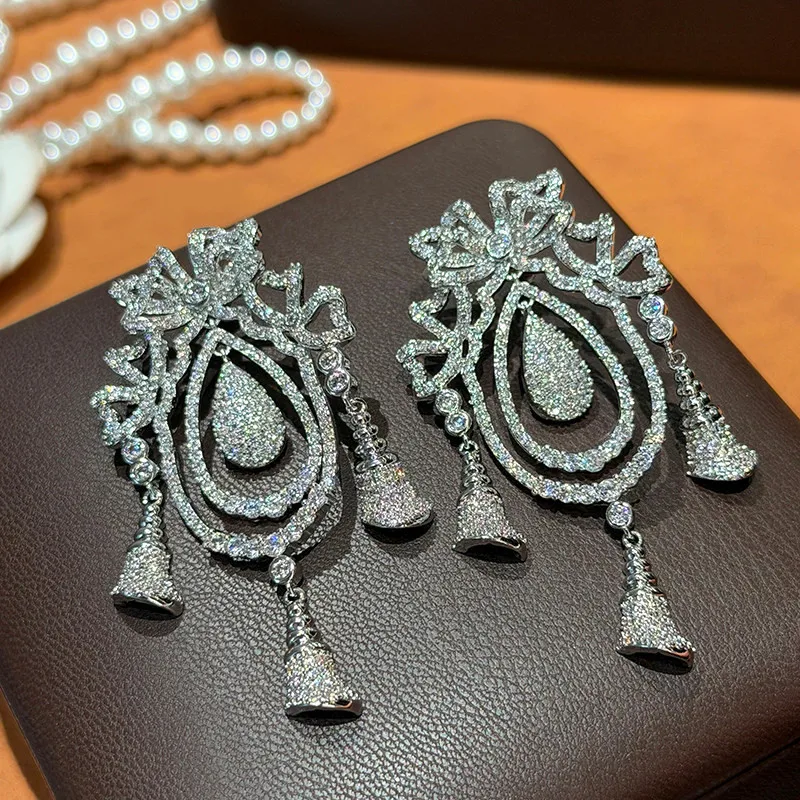 

Korean Zircon Flower Light Luxury Fashion Elegant Fringed Earrings