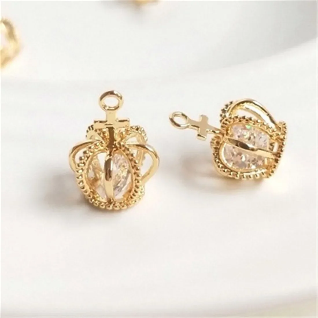 14k Gold-plated Copper Plated Crown Zircon Smart Pendant Diy Handmade Accessories Ear Jewelry Bracelet Pendant D073