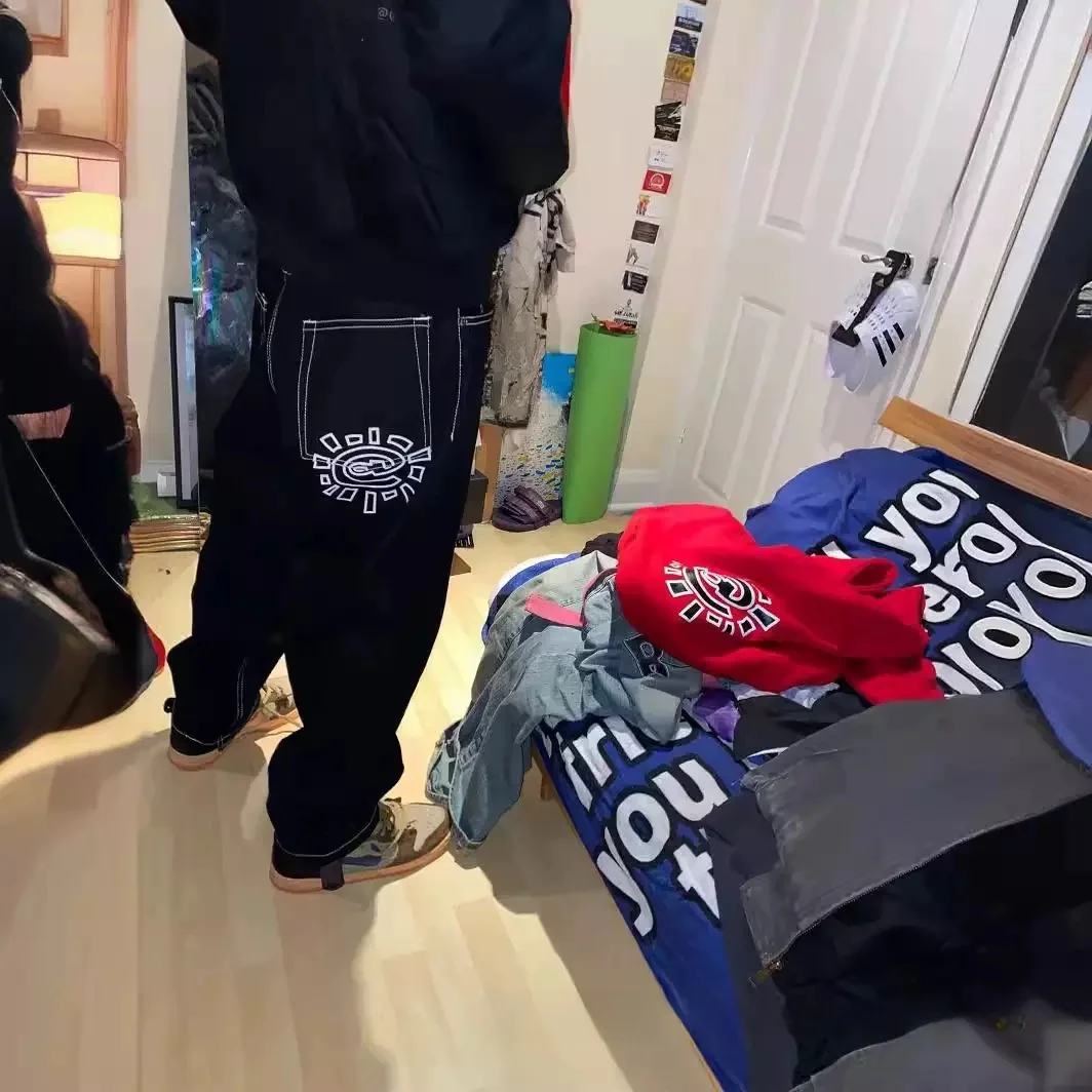 

ADWYSD Sun Roll Denim Jeans Casual Loose Men Women Long Pants American High Street Sle Cotton 00% Comfortable Fit Jeans