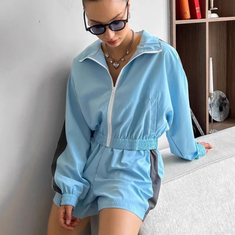 

2025 New Women's Casual Long Sleeve Zip-Up Cardigan & Shorts Two-Piece Active Lounge Set Trendy Athleisure Outfit