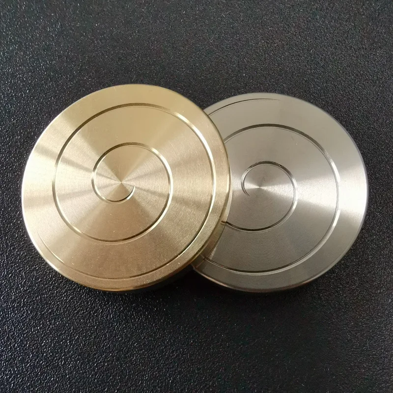 Divertidos juguetes antiestrés Spinner giroscopio juguete de escritorio Spinner de Metal Spiner de mano para adultos juguetes para aliviar el estrés para niños regalos