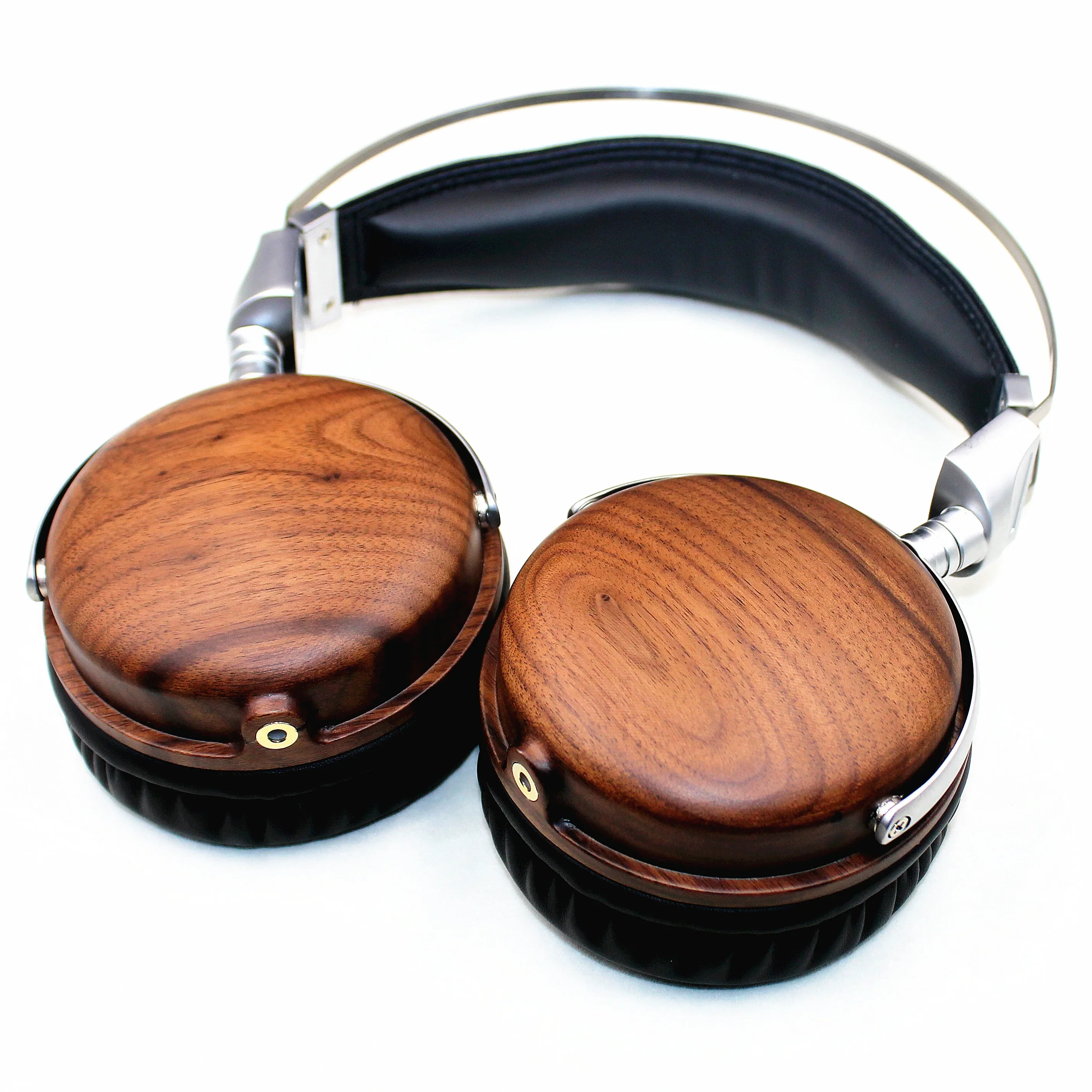 Good quality headset with wood shell and diameter 50mm driver wide range deep bass strong and powerful wearing Comfortable