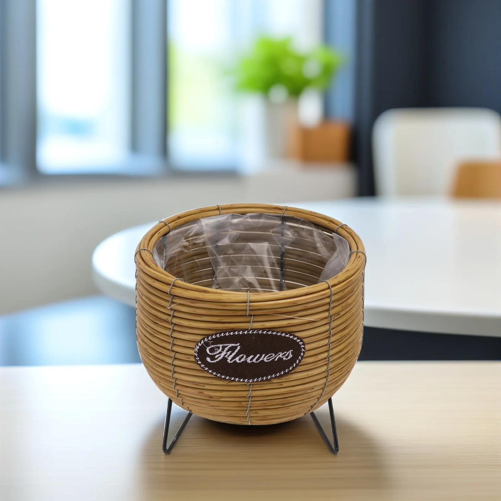 

1Pcs Desktop Woven Flowerpot Khaki Elegant Weave Finish for Potted Flower Display Rustic Natural Lifestyle Gift Idea