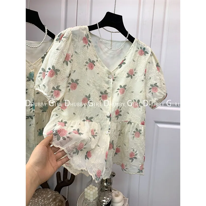 

Color Matching Dark Chic Design Style Vintage Korean Fashion Print New Tshirt Tees Women Buttons 2023 Summer Short Sleeve