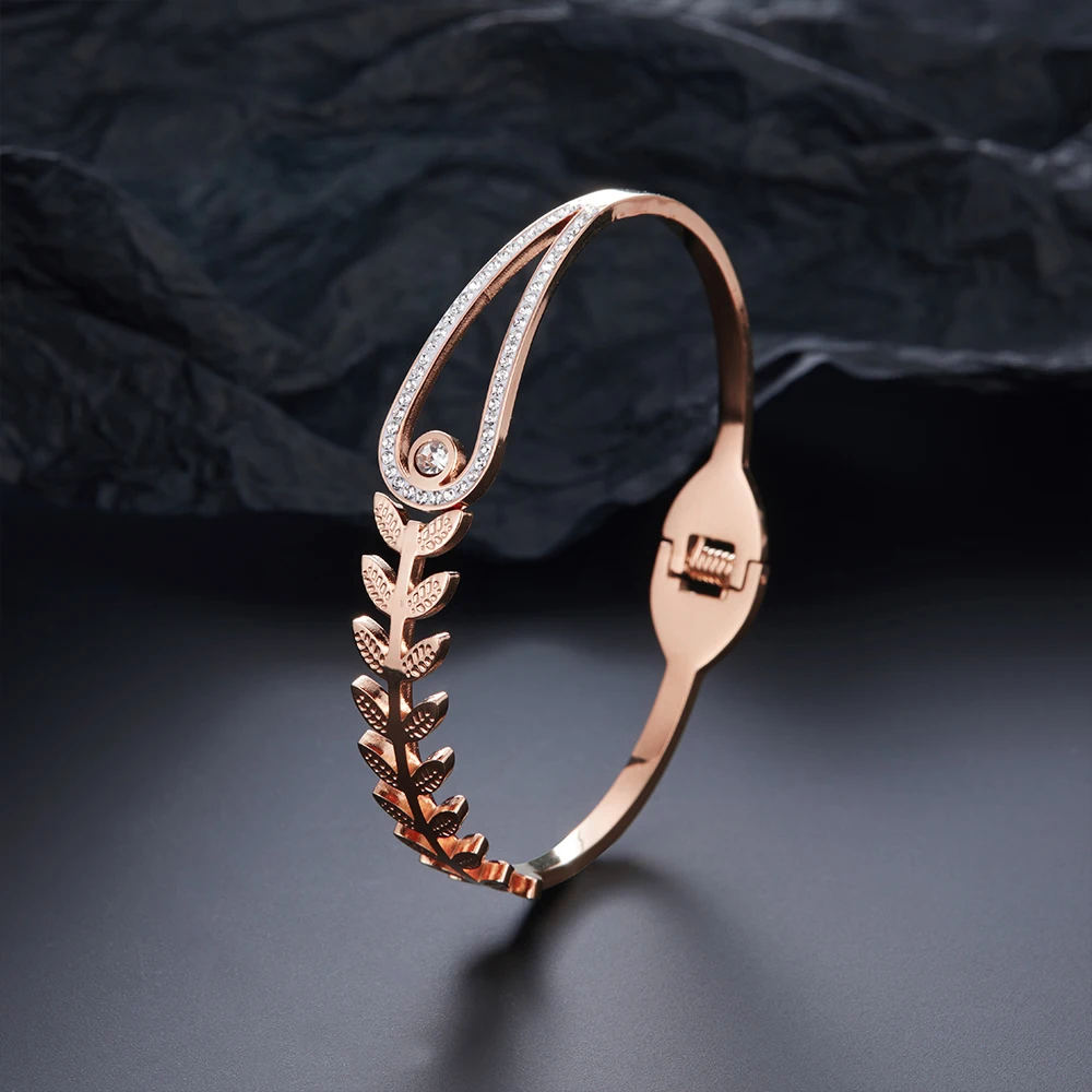 316L Stainless Steel 18K‑Tone Gold Plated Leaf Bangle For Women Inlaid Crystal Hypoallergenic Waterproof Fashion Bracelet Gift