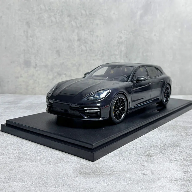 GT Spirit Panamera TURBO S Limited Edition Simulated Resin Car Model 1/18