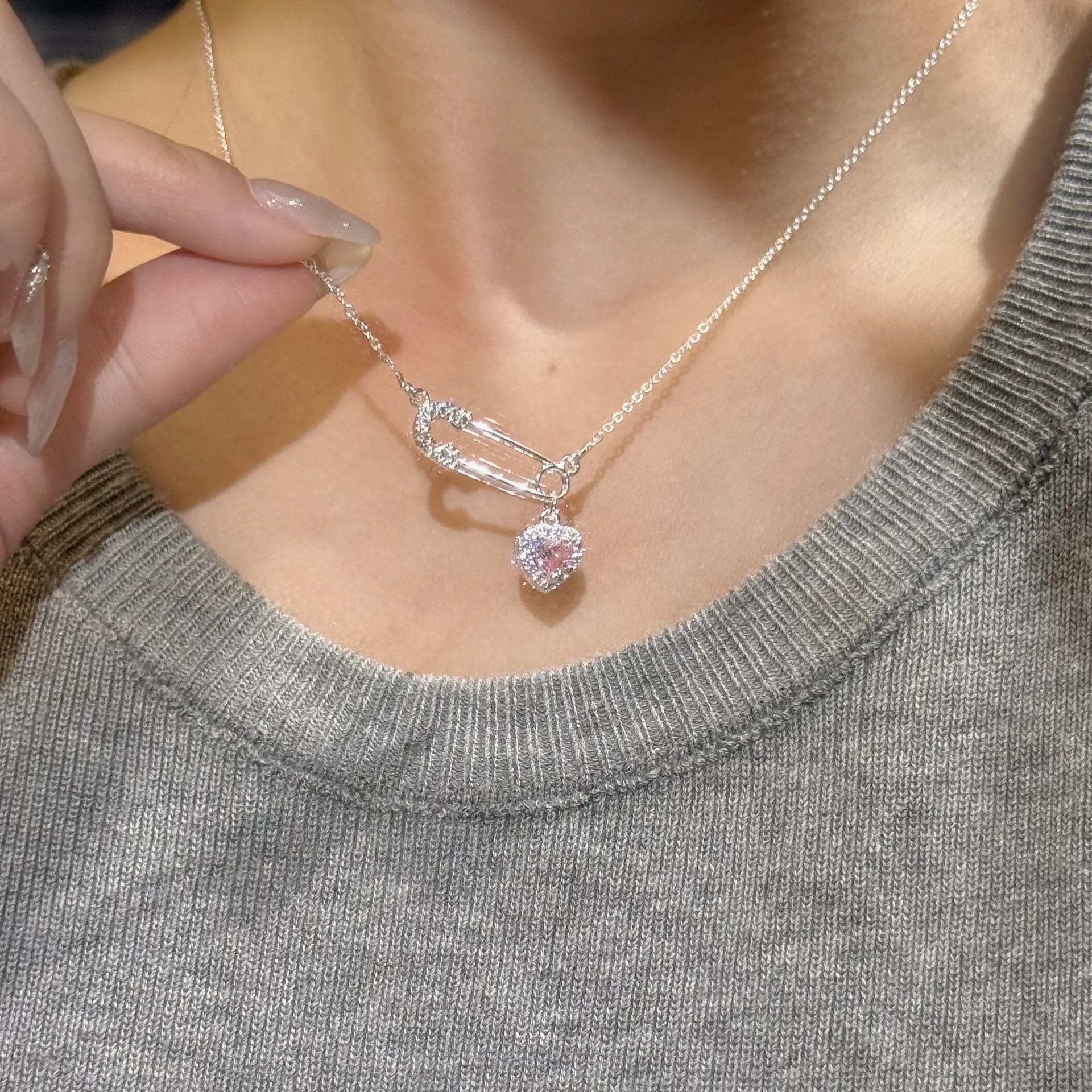 Sicherheitsnadel Clip Liebe Herz Anhänger Halskette für Frauen kreative trendige Clip Charm Kette Halsband Halskette Modeschmuck Geschenke