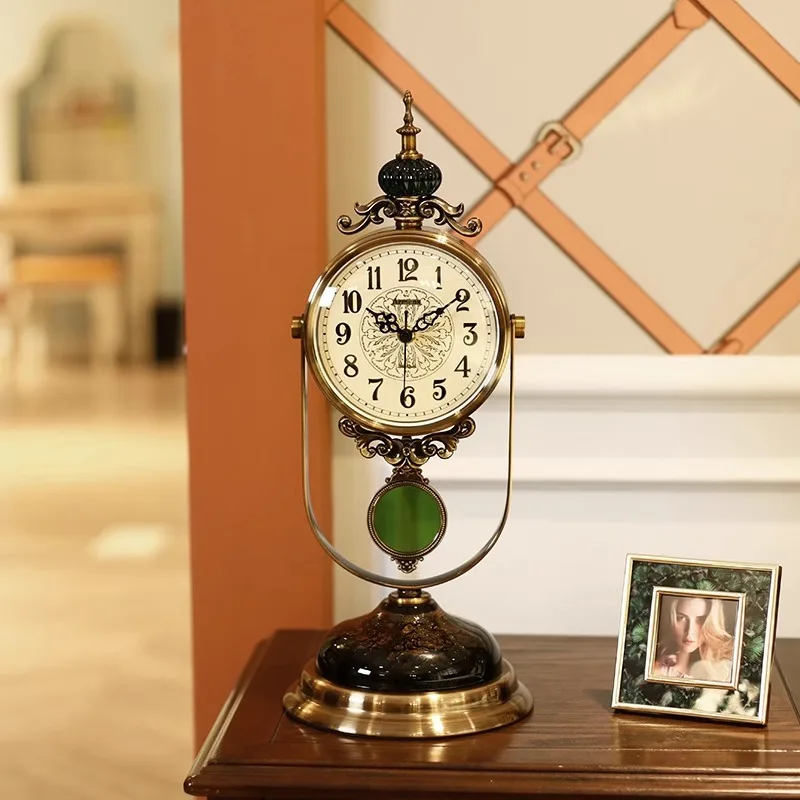

Apartment furniture living room bedroom retro desktop pendulum clock, the choice of high-end Suitable for interior decoration