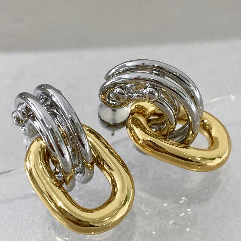 Design temperament two-color metallic texture splicing pendant female stud earrings fashion jewelry cocktail earrings