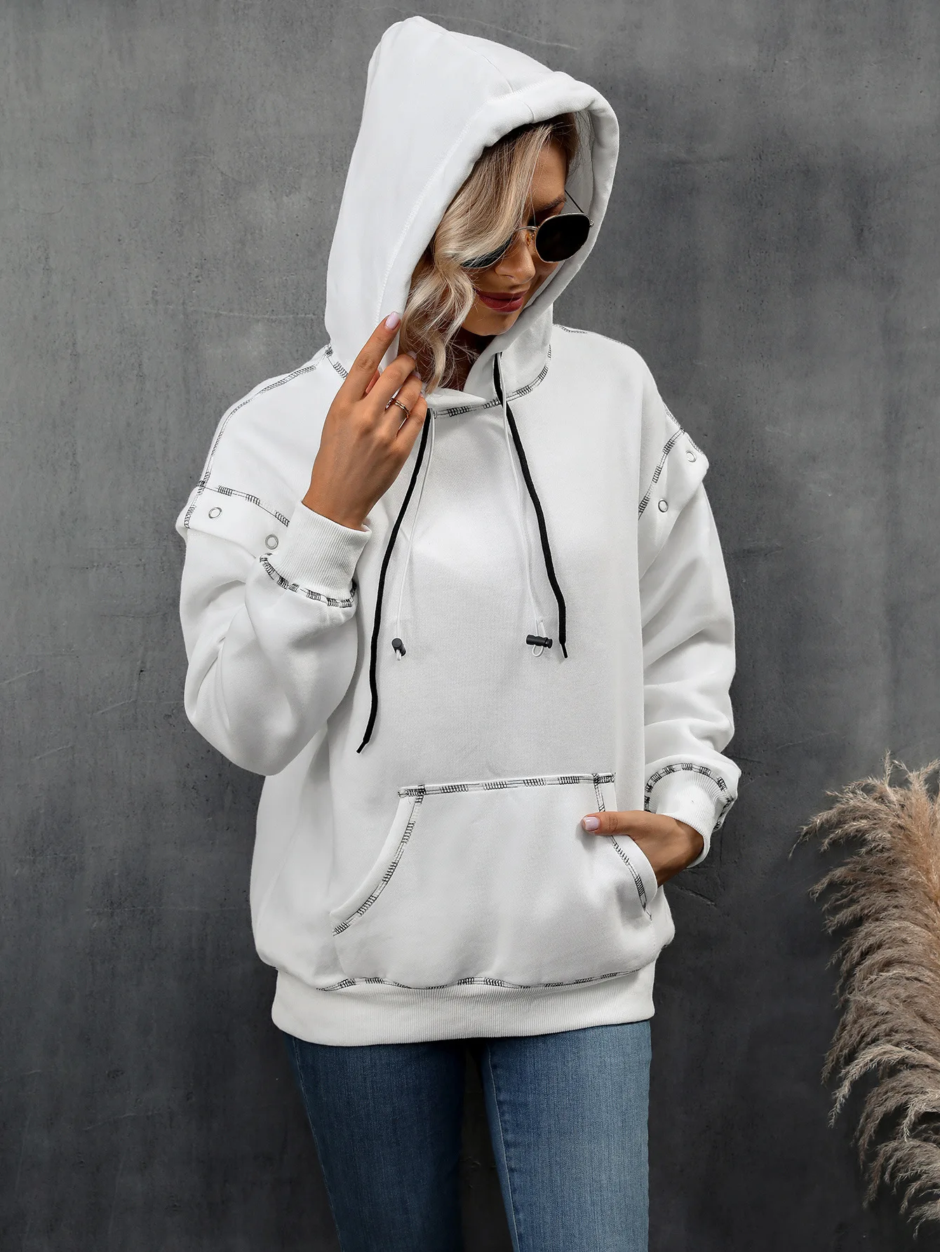 2025 Autumn and Winter Women's Hooded Sweatshirt with Shoulder Sleeves and Drawstring Long Sleeved Sweatshirt Top