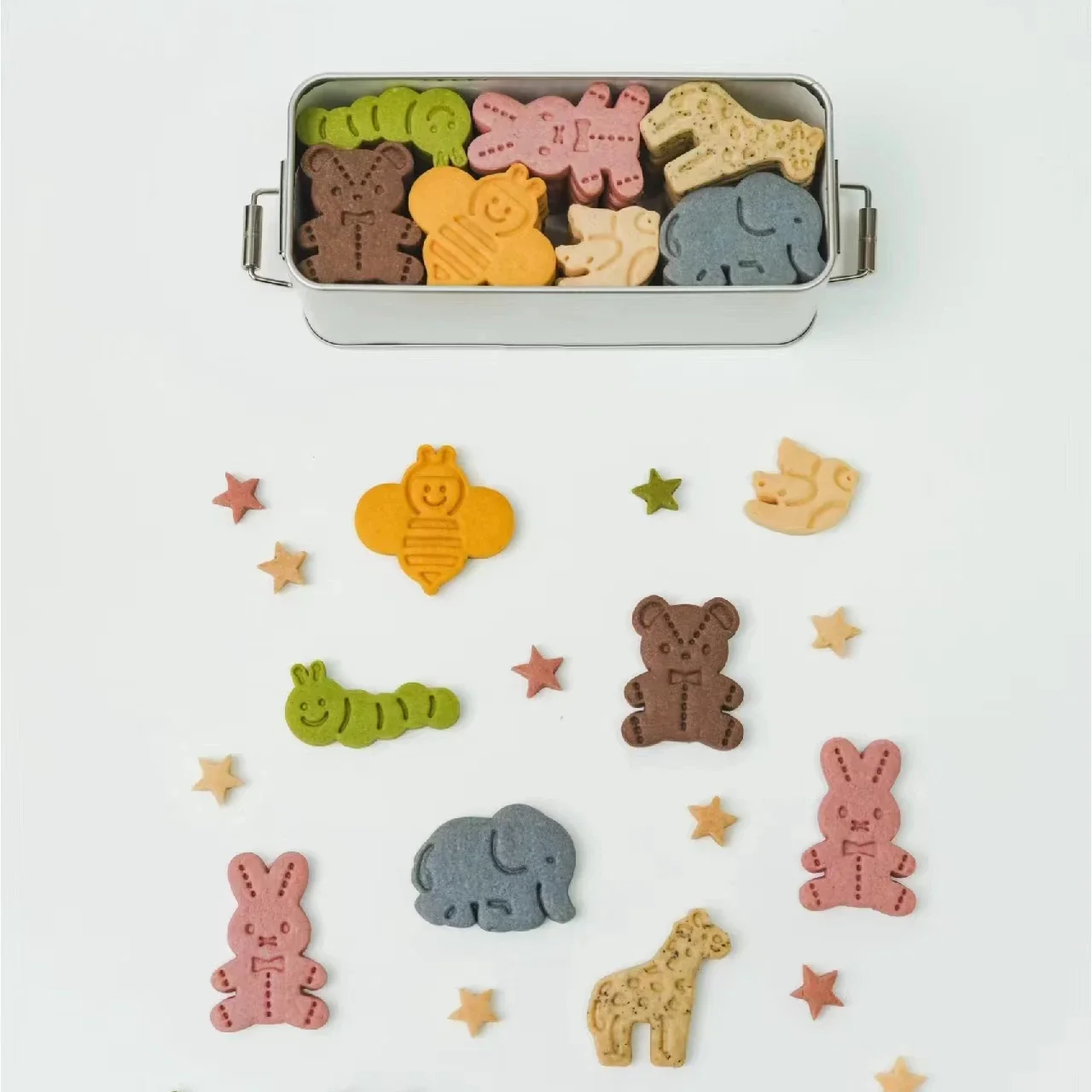 4Pcs/Set Animal Bee Lion Cookie Cutter Mould Zoo Rabbit Peanut Raccoon Bear Biscuit Stamp Embossers Baking Accessories Items