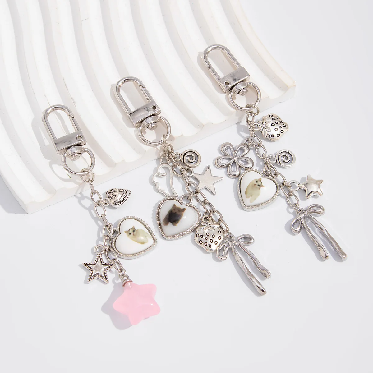 لطيف Fibone عقدة المفاتيح عبر الحدود مجوهرات بسيطة Ins القلب aped حقيبة سلسلة معلقة الديكور سبيكة Pla...