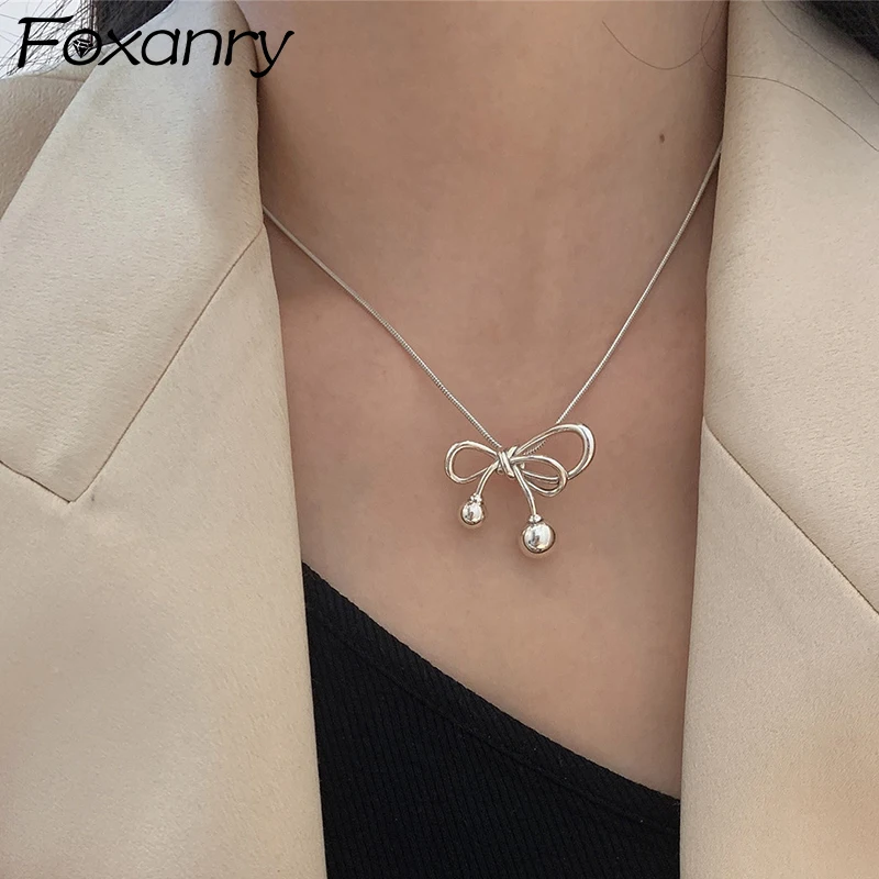 FOXANRY Bow-knot Pendant Sweater Necklace Charm Women Girl Summer New Fashion Simple Geometric Clavicle Chain Party Jewelry Gift