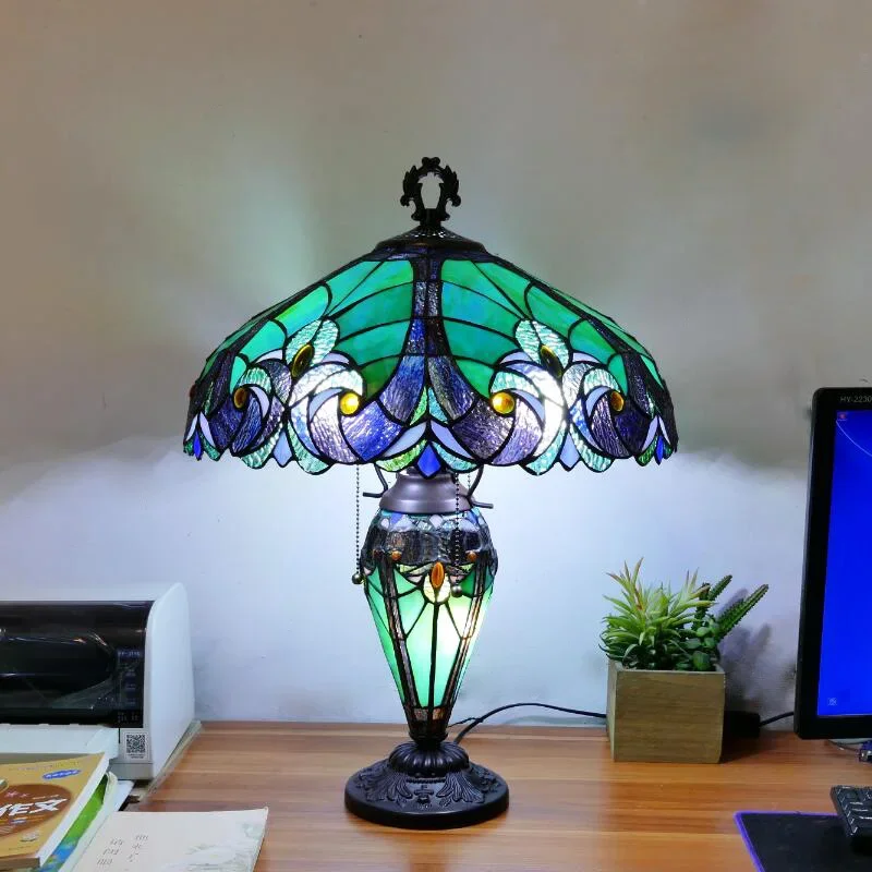 Imagem -02 - Retro Vitral Desk Lamp Tiffany Abajur para Sala de Estar Quarto Cabeceira Villa Hotel Home Decor