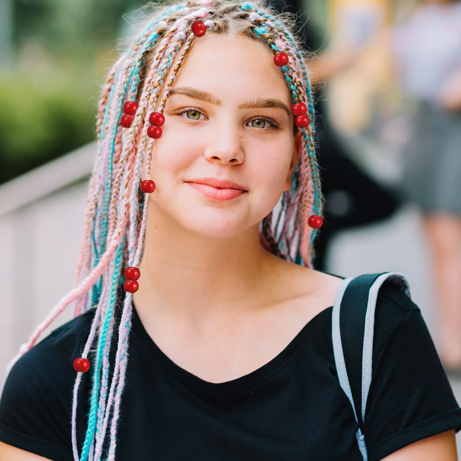 

200Pcs Large Hole Round Wood Beads 12Mm Bulk Craft Supplies for DIY Jewelry Making Handmade Bracelets Natural Smooth Beads