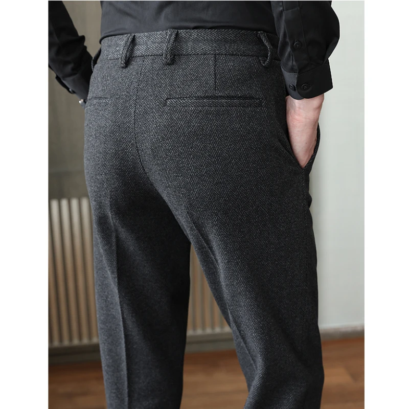 2024 Ni Material Business Casual Warm Back Thick Trousers. Daily Commute Slim Small Foot Trousers Men's Wear.