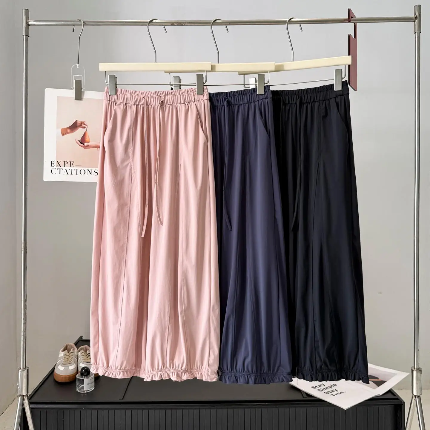 Silky Smooth Drapey Wide Leg Flower Bud Concealing Slimming Lantern Casual Pants Women's High Waist Elastic Nylon Polyester