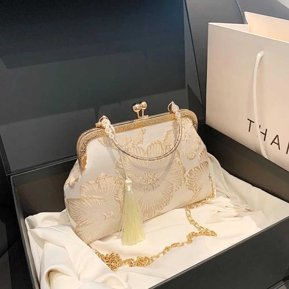 

New Chinese style bag paired with qipao Hanfu elegant large flower single shoulder crossbody handbag gold bag