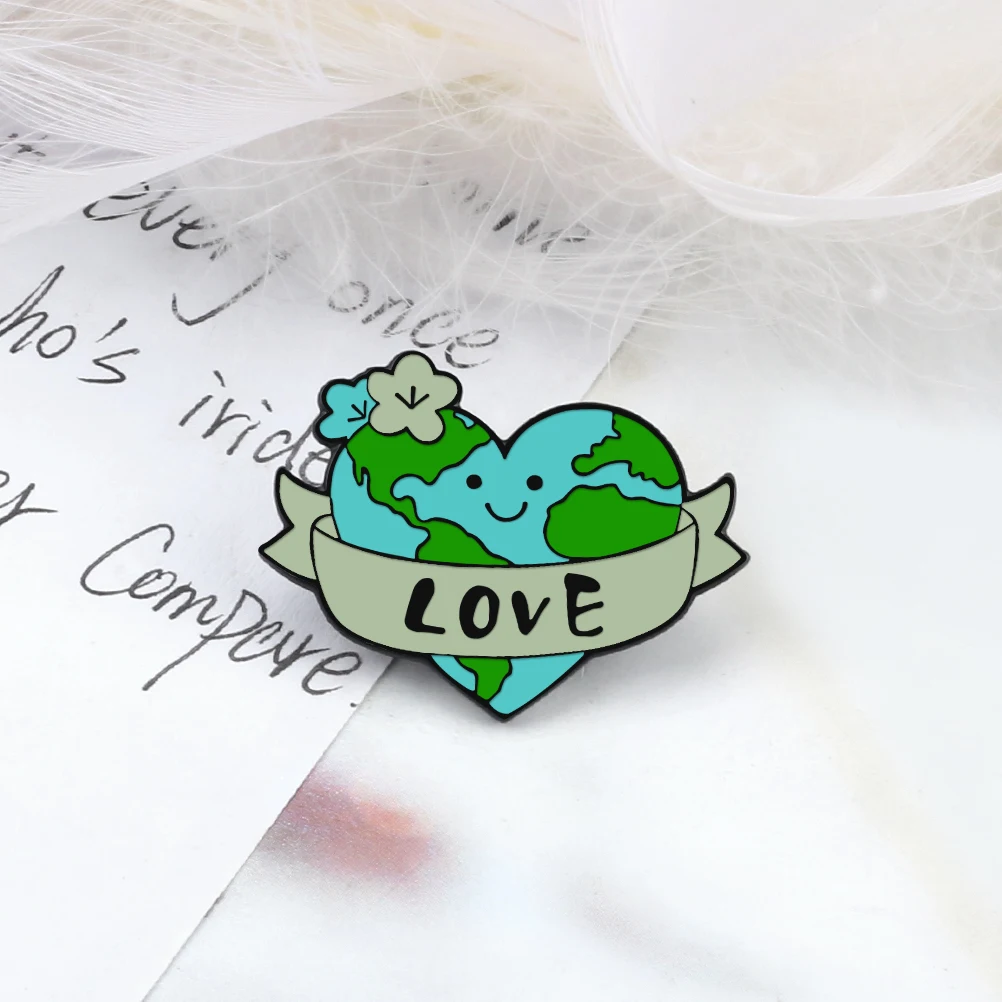 2-7Pcs/Set Travel Brooches Astronaut Spacer Lover Enamel Green Earth Environmental Protection Lapel Pin Badges Jewelry Gift