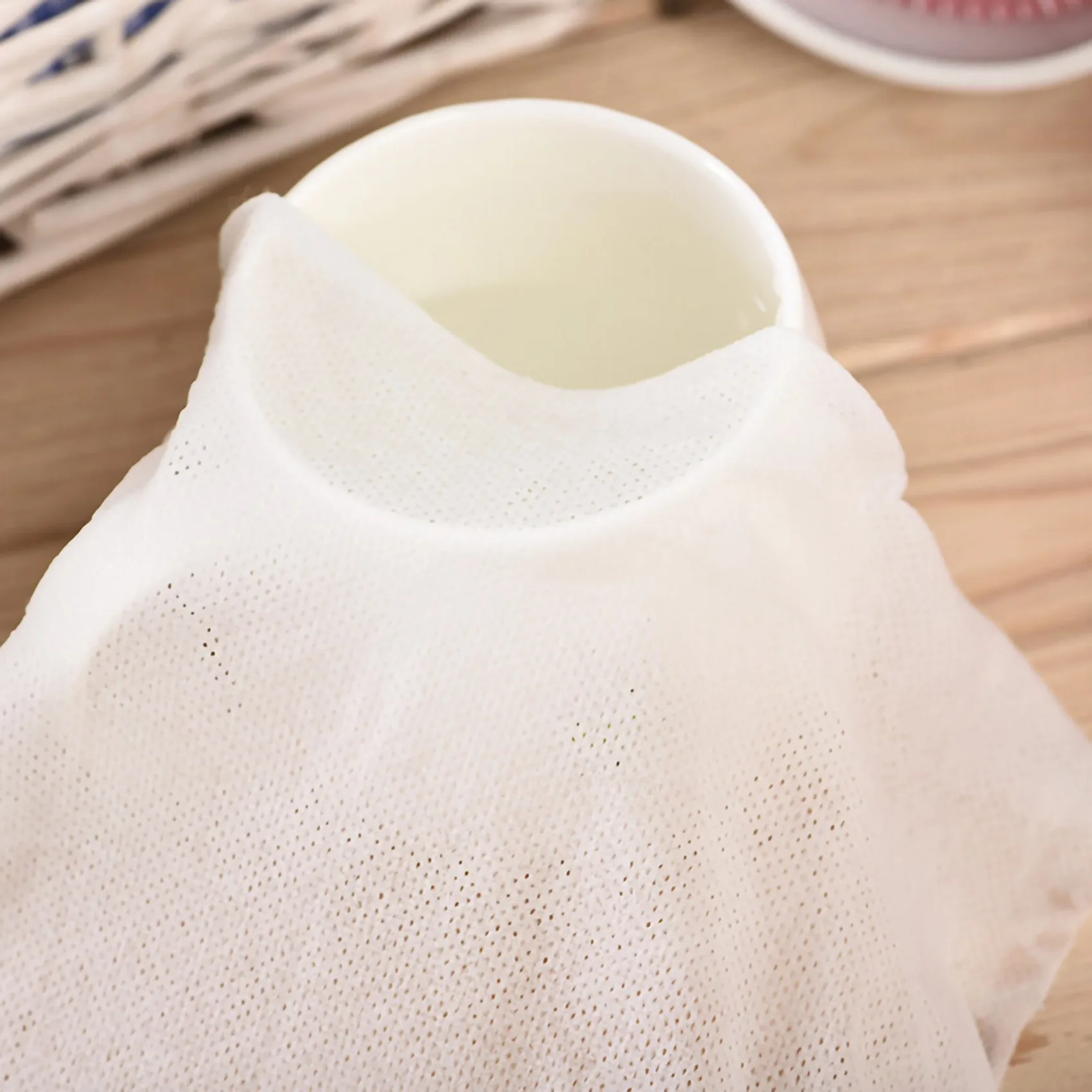 A56P-300 Pcs Compressed Towels Portable Disposable Compressed Cotton Coin Tissue Towel For Travel, Camping, Hiking
