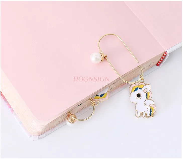 3pcs Pendant Metal Bookmark Pendant Cute Pony Decorative Paper Clips Creative Large Paper Clips
