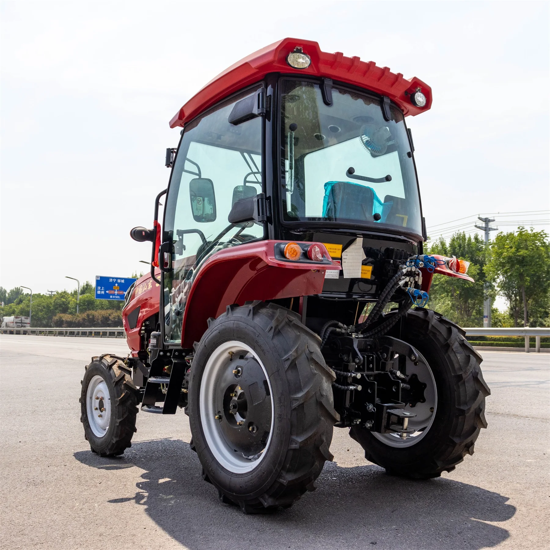 50HP 4WD Agricultural Tractor With Factory Price Mini Agriculture Walking Tractor