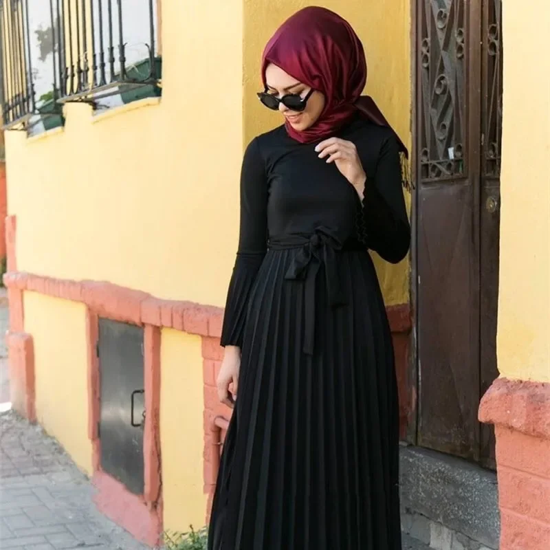 

2025 New Women Abaya Dubai Turkey Femme European and American Female Skirt Pleated Bell Sleeve Dress Muslim Fashion Long Dresses