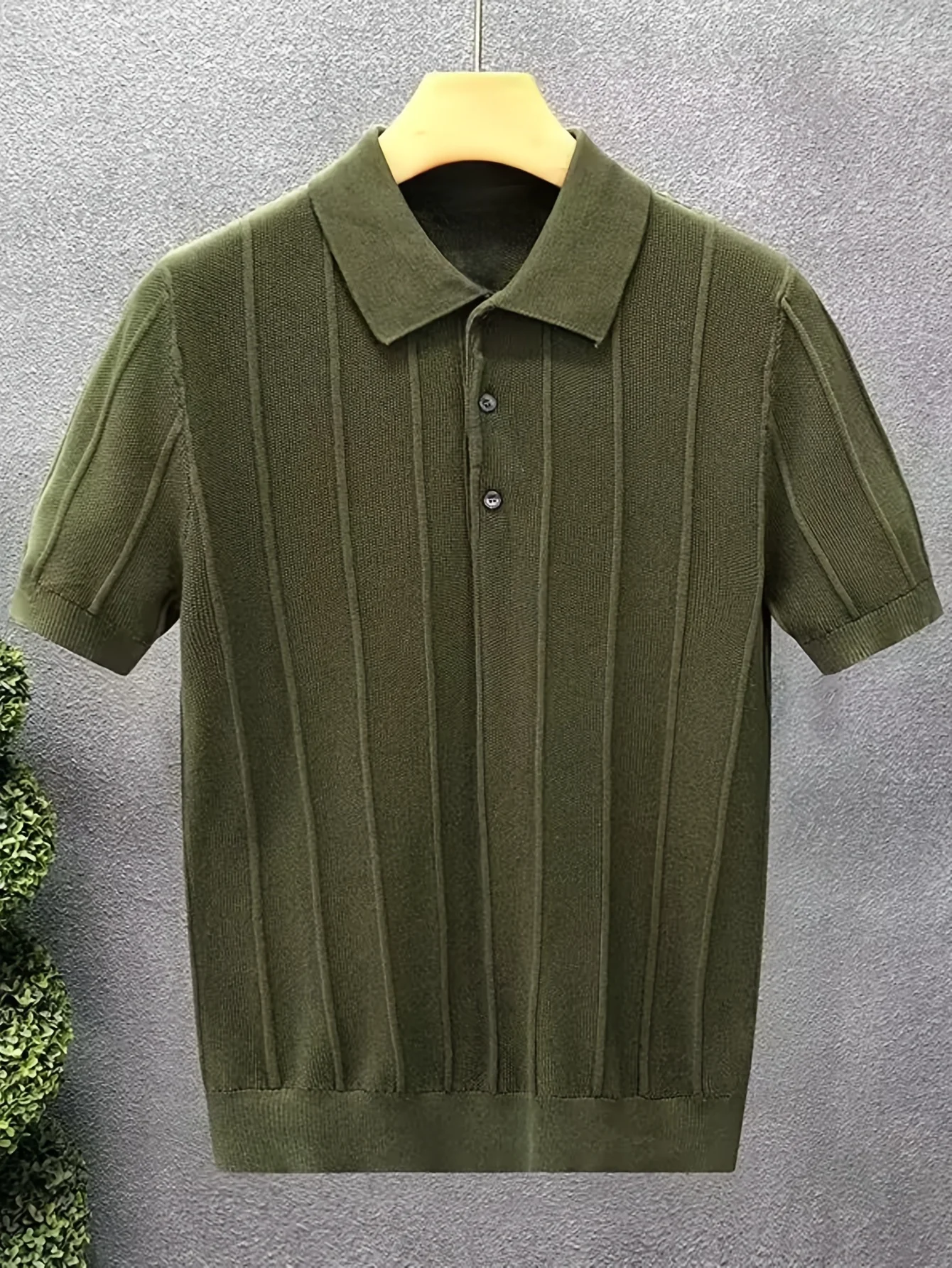 High-End Luxury Vertical Stripe Texture Short-Sleeved Polo Shirt Knitted Top for Men - Summer New Style Solid-Colored Collar Woo