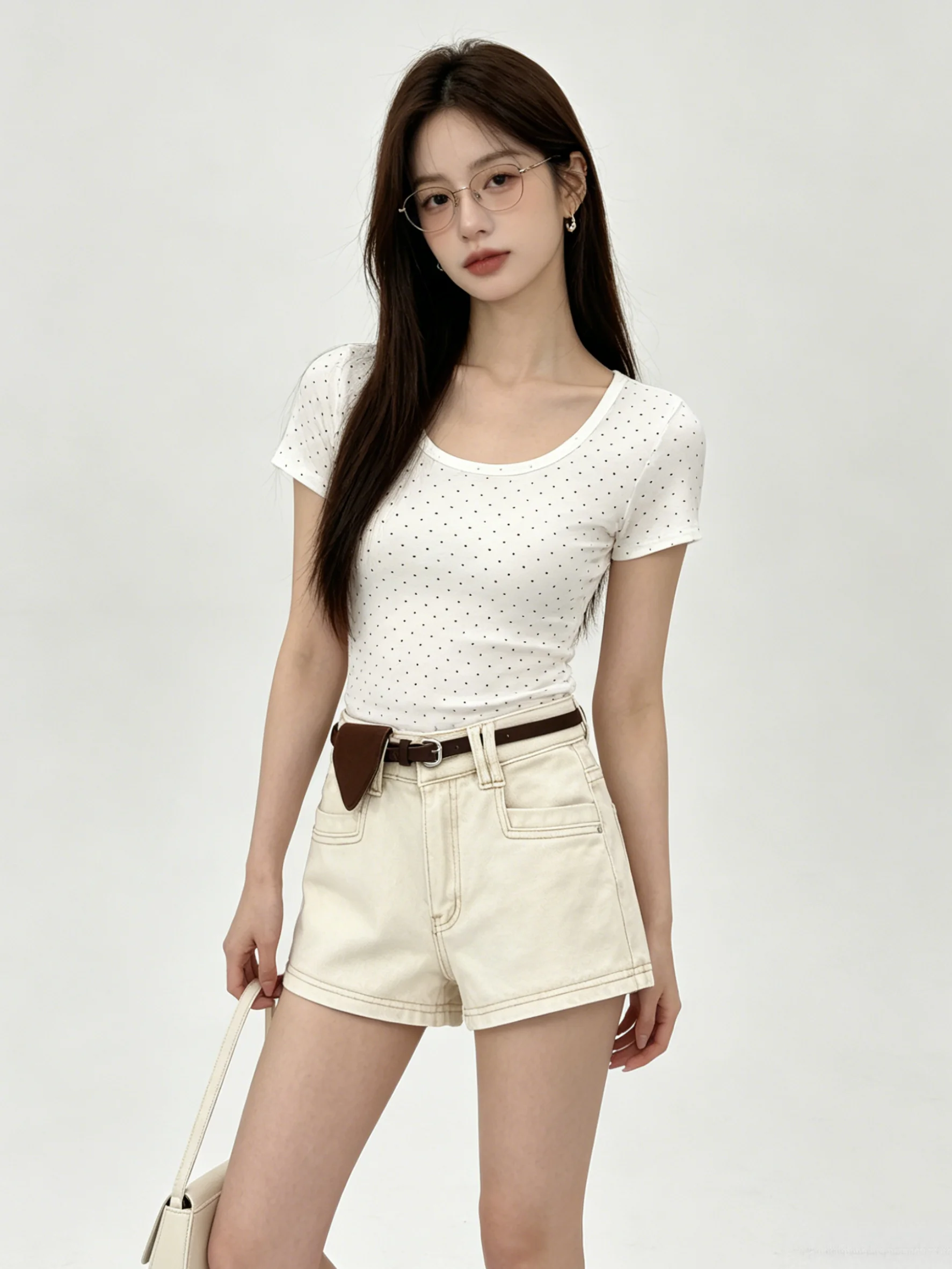 New 2026 High Waist Distressed Denim Shorts Women's Summer Skin-friendly Versatile Slimming Hot Pants Korean Style Wide Leg J...