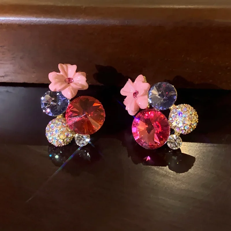 New Exquisite Pink Crystal Flower Earrings With Rhinestones For Women Personalized Daily Accessory Party Jewelry Birthday Gifts