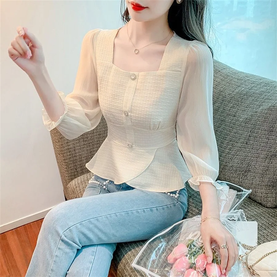 Woman Spring Autumn Style Blouses Shirts Lady Casual Three Quartz Sleeve Square Collar Blusas Tops DF4602