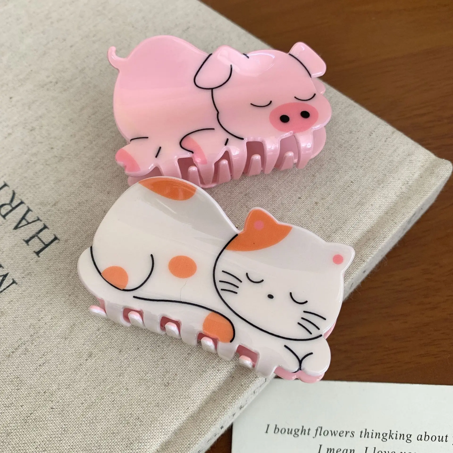 

1 шт., новинка, заколка для волос в виде животных, эксклюзивный дизайн со свиньей и акулой для задней укладки волос в черепле.