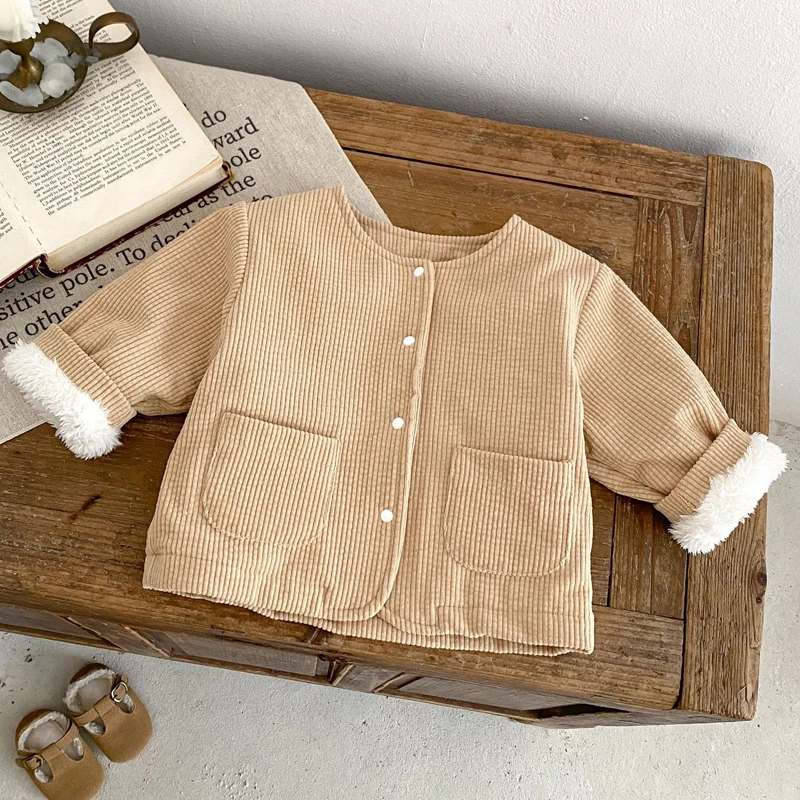 New winter baby clothing for boys and girls aged 0-3, round neck cardigan with corduroy and velvet jacket