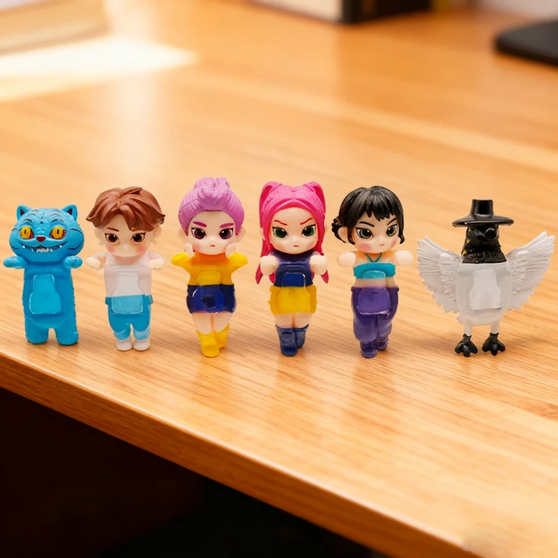 Nowość-Hit 2025 K-pop Demon Hunters Kolekcjonerskie Mini Figurki Blind Box Derpy Tiger Rumi Mira Zoey Sussy Doll Prezent dla Fana na Boże Narodzenie