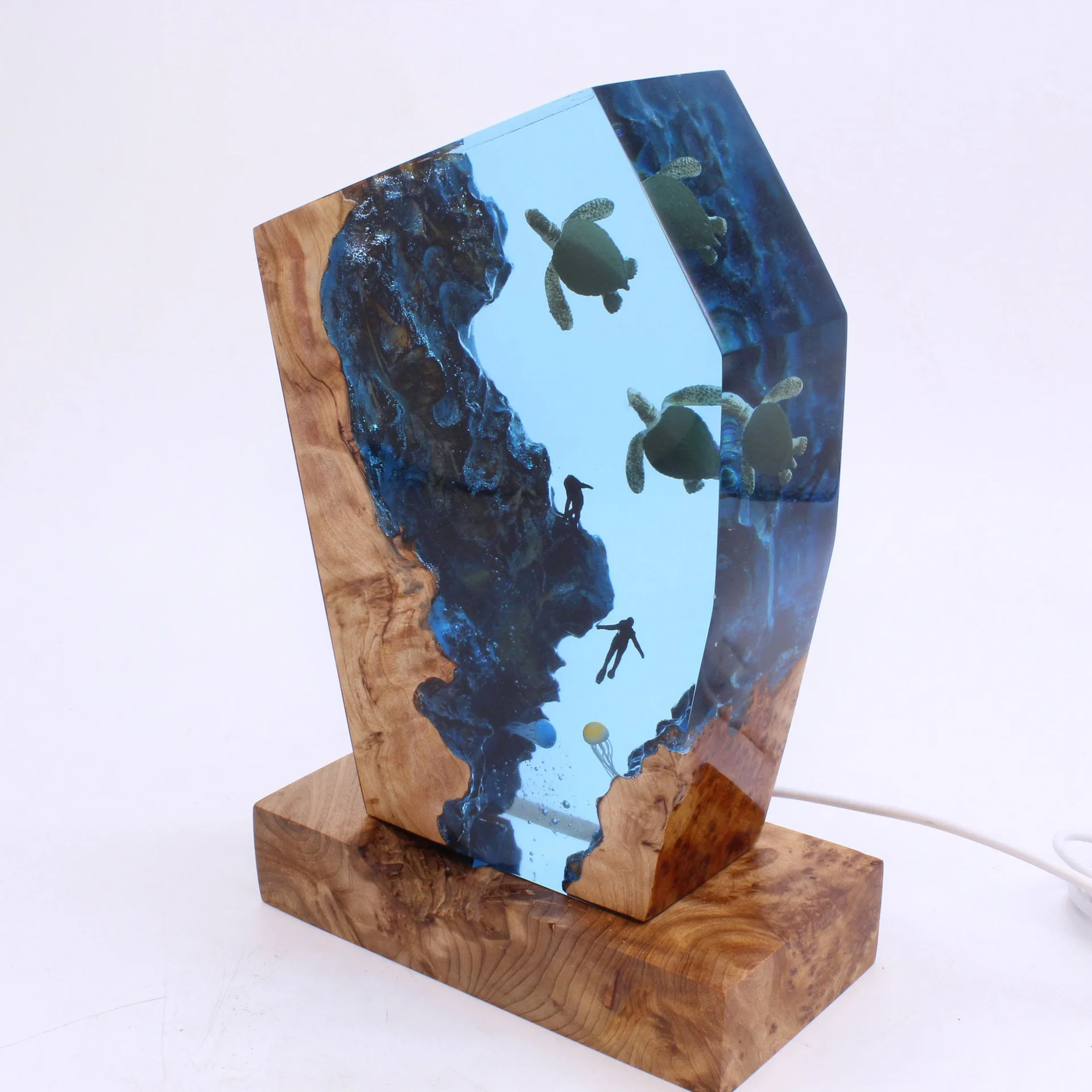 

Creative Turtle Wooden Resin Night Light Personalized Home Atmosphere Decoration Craft High-end Holiday Gift