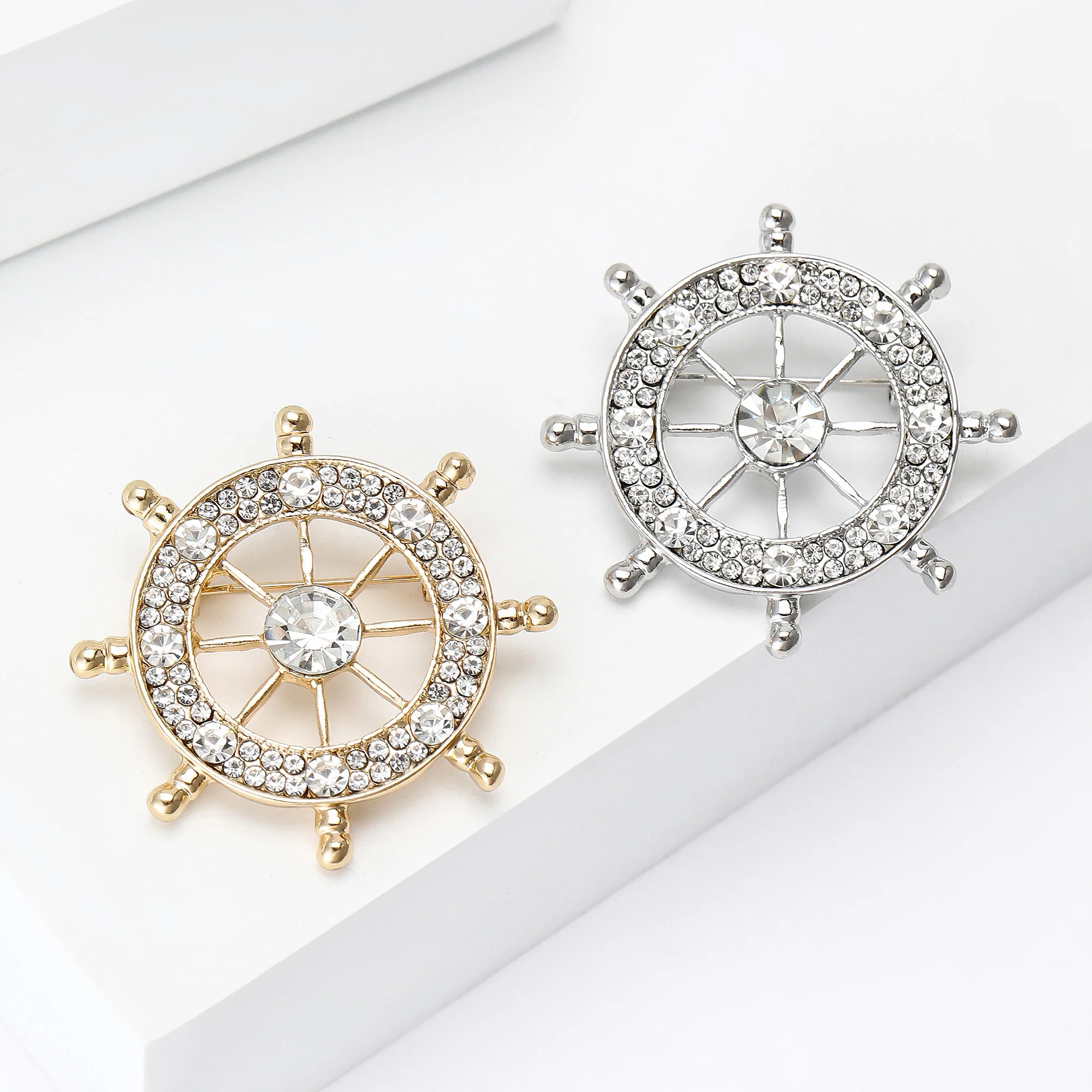 Luxury Rhinestone Rudder Brooches for Women Unisex Boat Pins Event Party Gifts Decoration Clothes Accessories Friends Decoration - Image 2