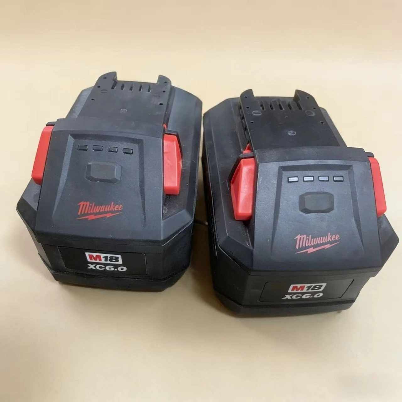 

100% Original Milwaukee M18 Battery, Suitable for FORGE XC6.0 Model Products. Lithium-ion Battery, Voltage 18V, Model 48-11-1861