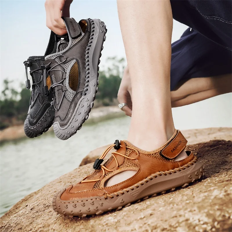 

2025 новые летние сетчатые сандалии ручной работы шириной, дышащая легкая повседневная пляжная обувь для мужчин
