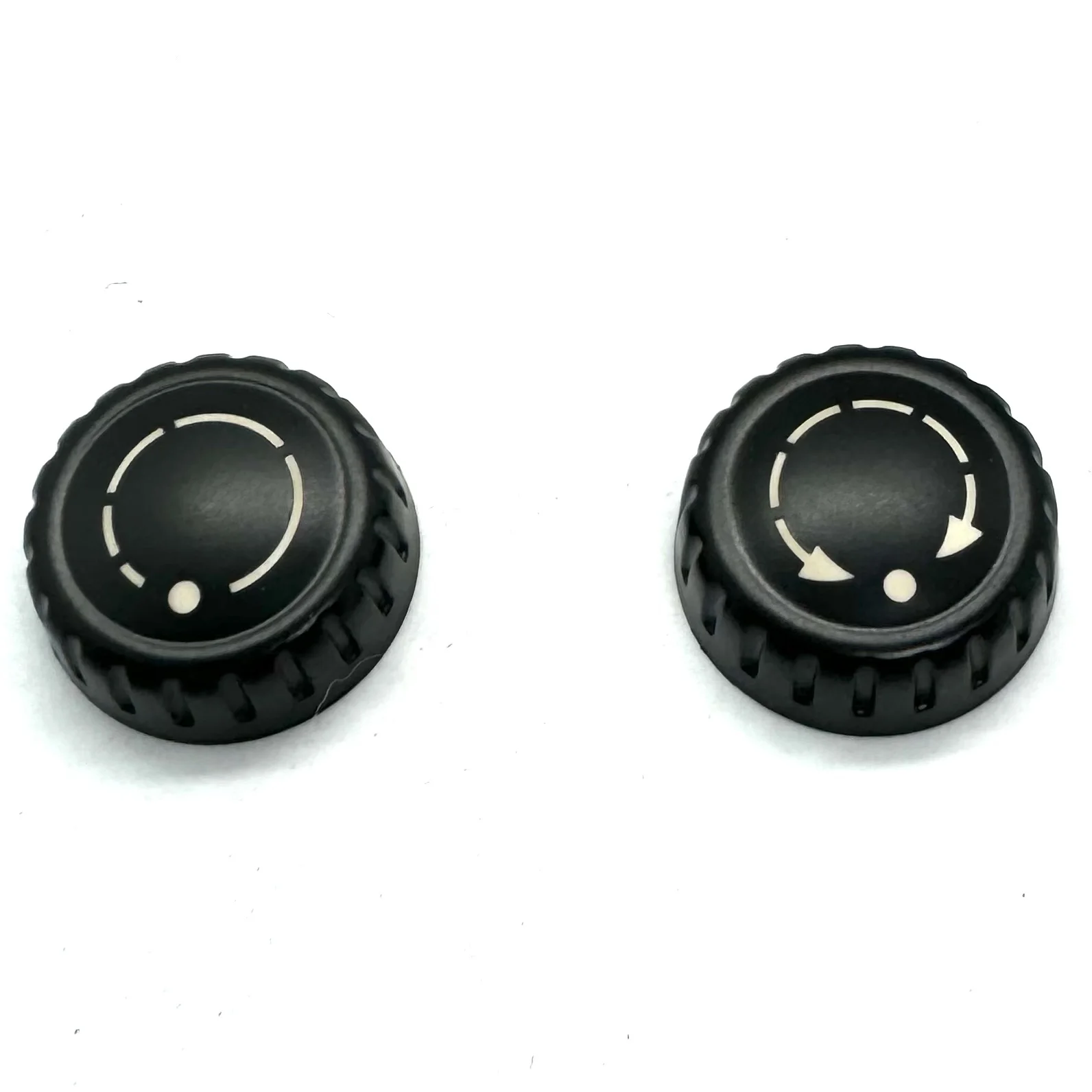 PCM Radio Replacement Knob Set (Left and right knobs included) For Porsche Cayenne 955 / 957 95564295100 / 95564295200