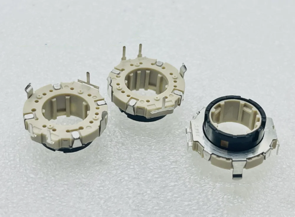 1PCS New Original EC21A1540401 Hollow Encoder Car Audio Switch 30 Bit 15 Pulse Potentiometer