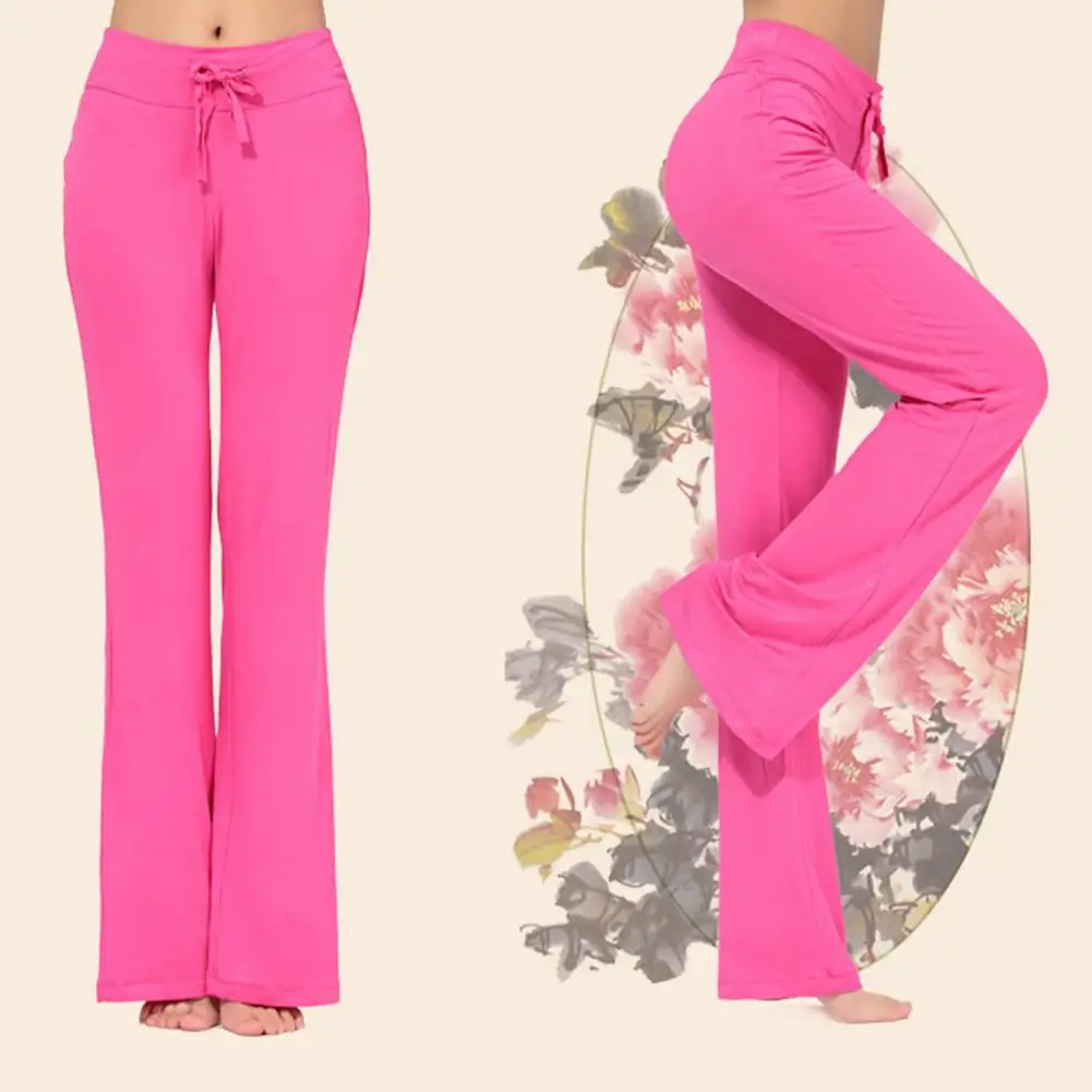 Однотонные брюки. Стильные женские расклешенные брюки с карманами. Удобные повседневные брюки с регулируемым шнурком и эластичной резинкой на талии.