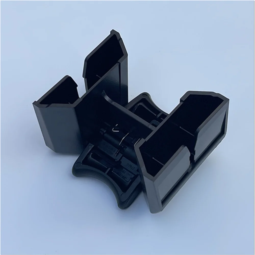 55618-06020 وحدة التحكم المركزية حامل الكأس إدراج مقسم لتويوتا كامري 2007 2008 2009 2010 2011 جودة عالية #3