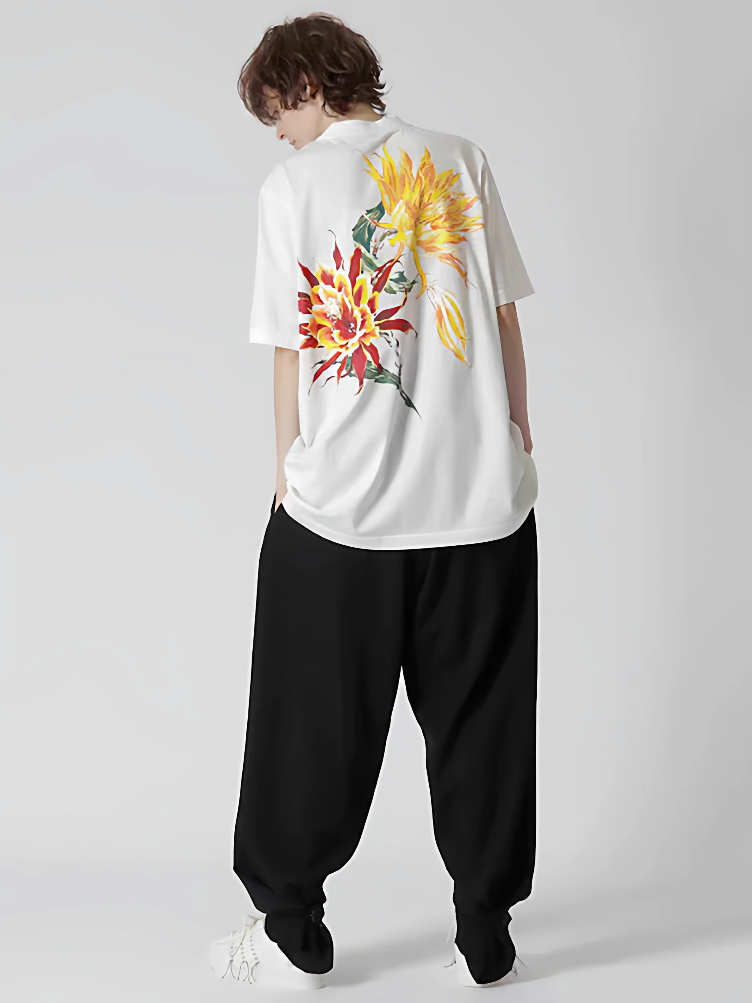 YAMAMOTO-Style T-shirt ,HighQuality Backside With Carnation Flower Printed Design ,100% Cotton Loose Short-Sleeved