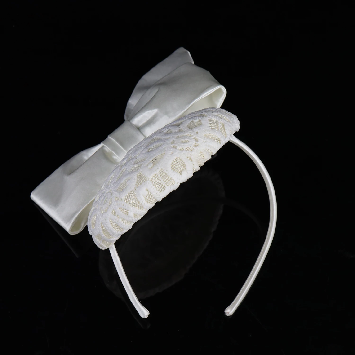 Bridal Fascinator kapelusz z welonem phillbox opaska z kapeluszem ślub Derby koktajl spotkanie przy herbacie nakrycia głowy dla kobiet dziewczyna-fascinators