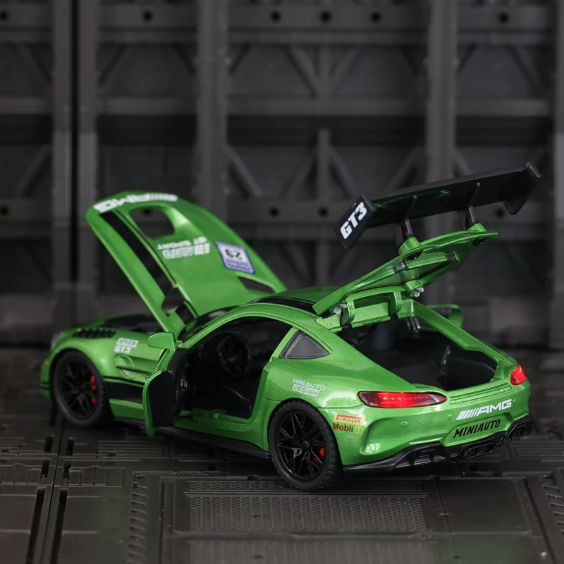 1:32 Mercedes Benz AMG GT-R adorno de modelo de coche de aleación, puertas y capó de motor, el maletero se puede abrir, juguetes eléctricos para niños