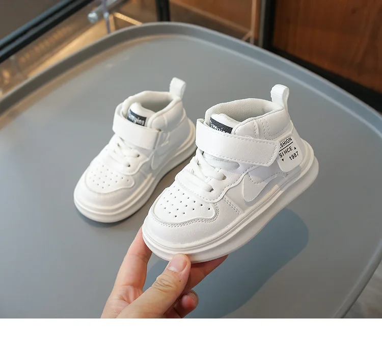 Lässige Kinder-Sneaker für Jungen und Mädchen, Herbst 2026 Neu, Rutschfeste Babyschuhe, Lauflernschuhe mit Gummisohle, Bequeme Passform für Kinder – Detail 12