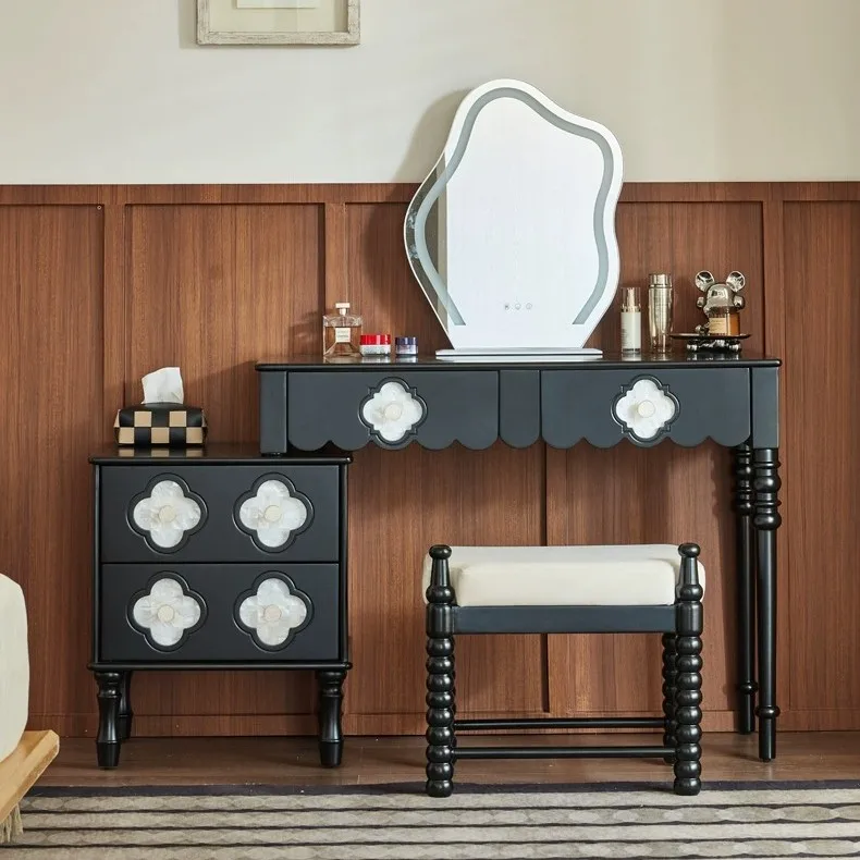 

Modern Bedroom Makeup Vanity Table European Living Room Luxury Dressing Table Women Aesthetic Creative Lounge Suite Furniture